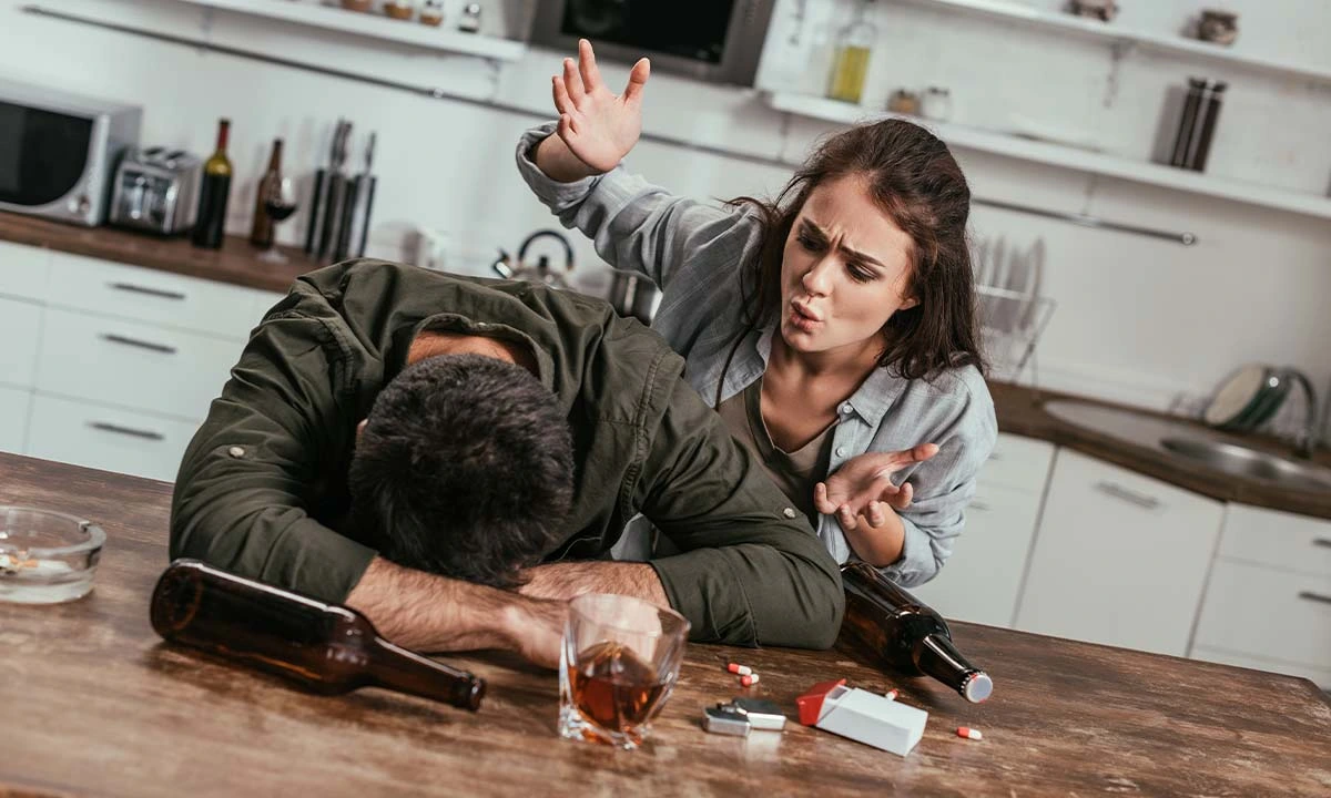 alcohol-withdrawal-causes-symptoms-and-treatment